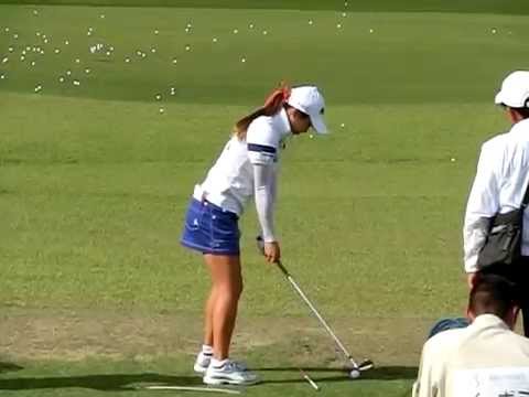 イ・ボミ　Lee Bo-mee 　スイング　アイアン　後方