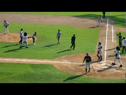 LGツインズ始球式③（蚕室球場）　キム・ハヌル