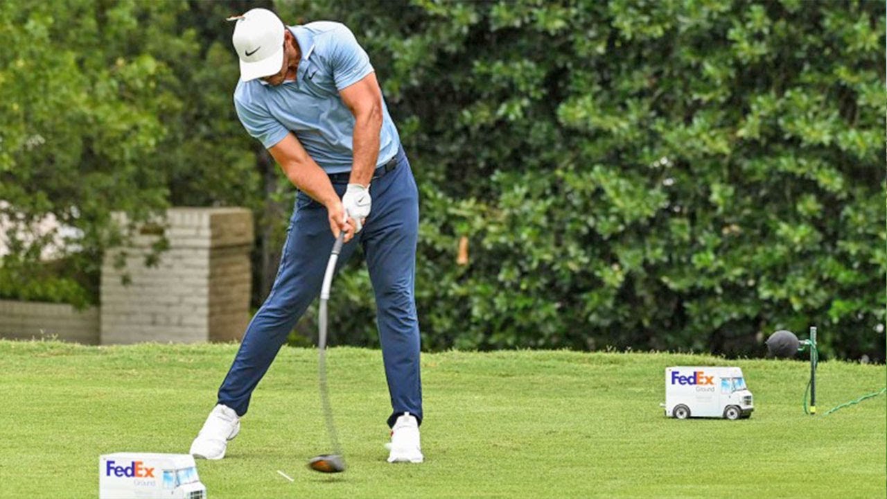 ブルックス・ケプカ Brooks Koepka プロゴルファー DRIVER SHOT SLOW MOTION !!!