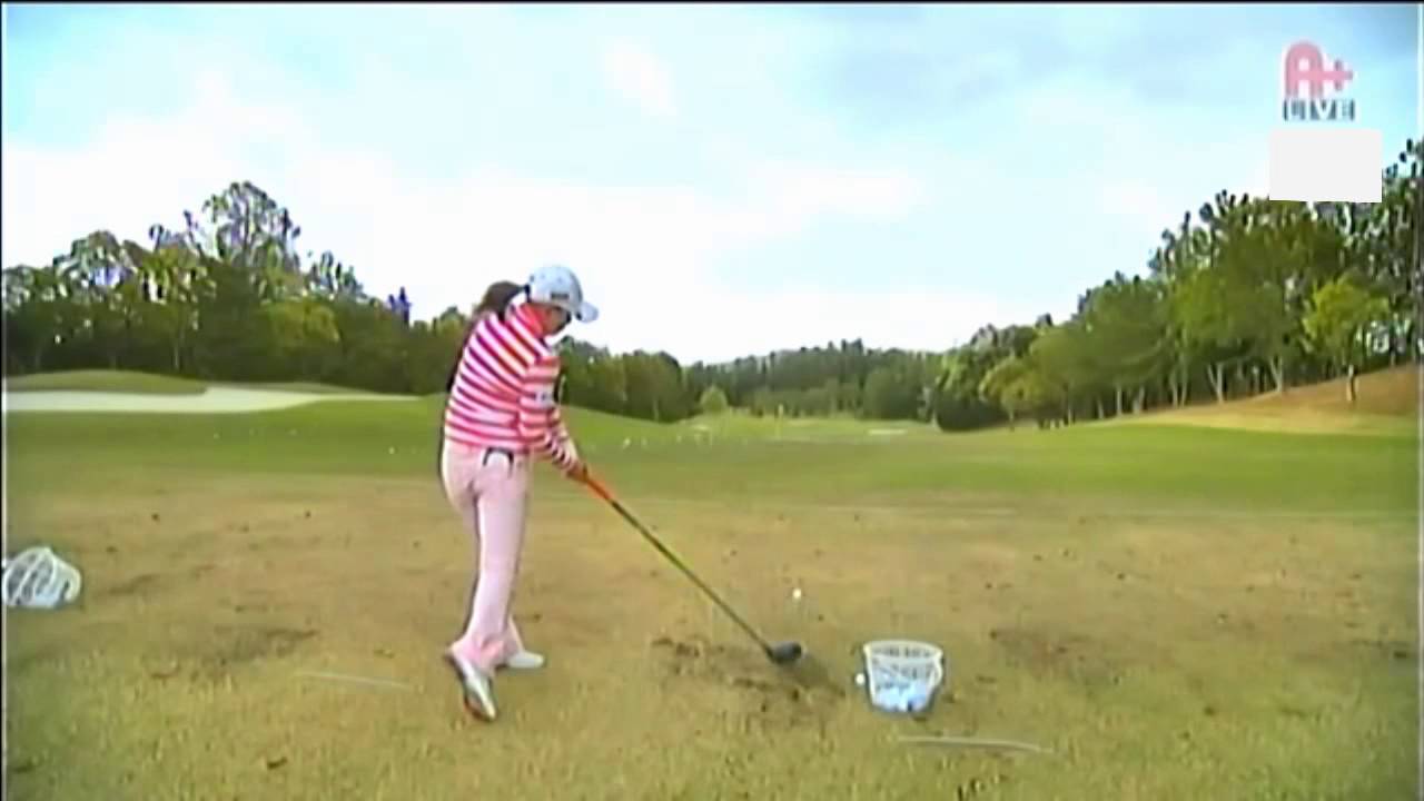 ゴルフ 横峯さくら スイング スローモーション分析