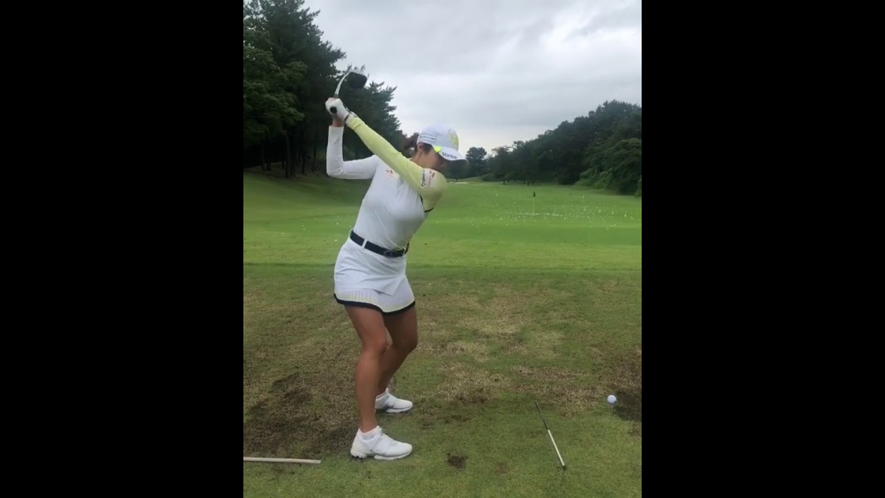 イ・ボミ　LeeBomi　ドライバースイング　スロー再生あり