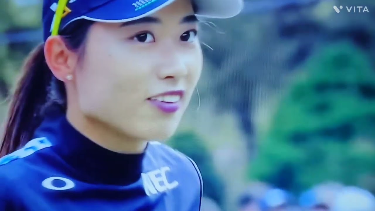 安田 祐香プロ💕二段グリーンの上の段に難しいラインに😅