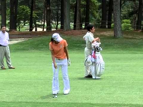 2012サントリーレディースプロアマ　斉藤愛璃80yアプローチ