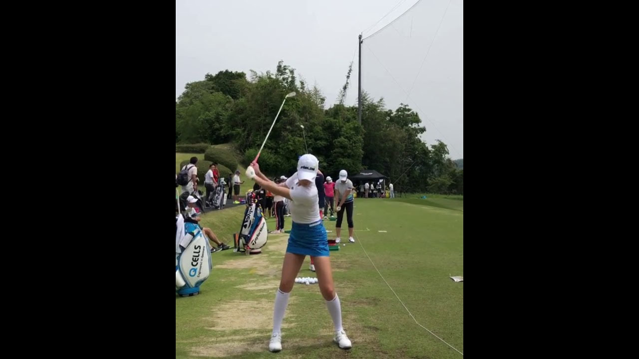 アンシネ　アイアンスイングスロー前方