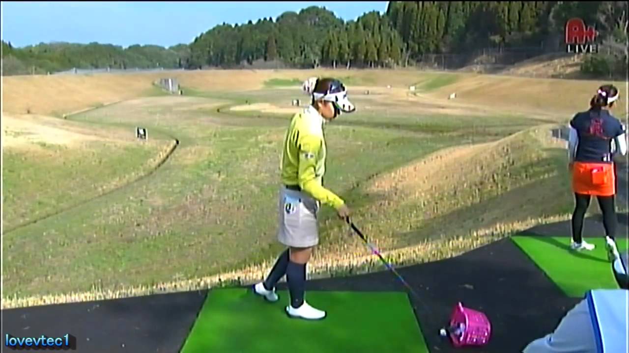 森田理香子　ドライビングレンジ