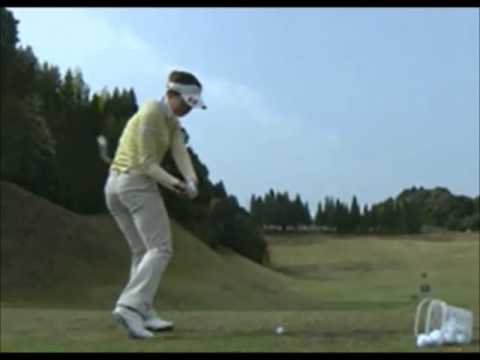 森田理香子最新スイング✩７番アイアンスロー