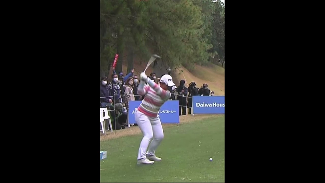 【鈴木愛フェアウェイウッド】ゴルフ　スイング　ゴルフスイング　初心者　スロー　スローモーション　ドライバー　ウッド　アイアン　女子プロ　MCS　2023.01 #shorts