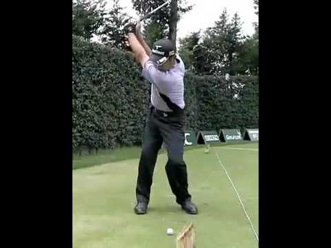 池田勇太のすばらしきゴルフスイング　スローモーション