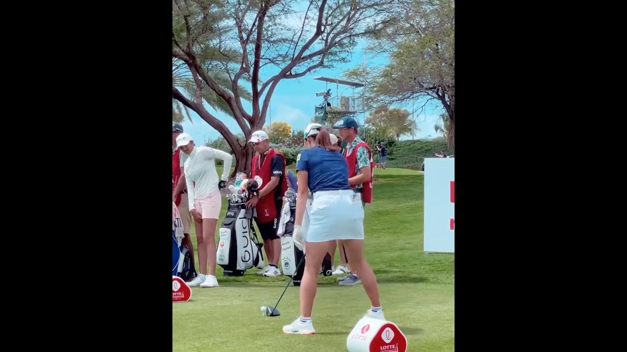 美女ゴルフ選手「渋野日向子」幻想的なスイングモーション,Power hitter "Hinako Shibuno" Fantastic swing motion