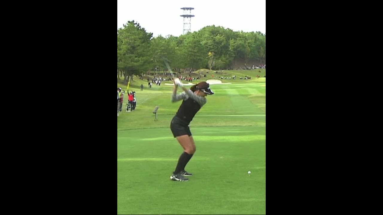 【スタイルはモデル級 脇元華のドライバーショット】ゴルフ　スイング　ゴルフスイング　初心者　スロー　スローモーション　アイアン　プロ　MCS　2022.11 #shorts