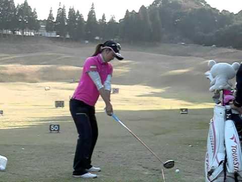 斉藤愛璃後方４