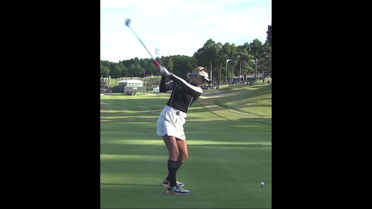 【11年ぶりの復活優勝 金田久美子のドライバーショット】ゴルフ　スイング　ゴルフスイング　初心者　スロー　スローモーション　アイアン　女子プロ　MCS　2023.01 #shorts