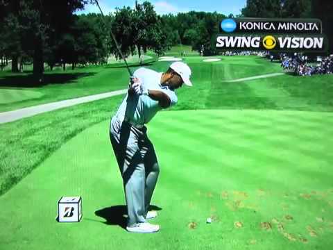 タイガーウッズ２１１ヤードを７番アイアンでワンオンさせちゃう