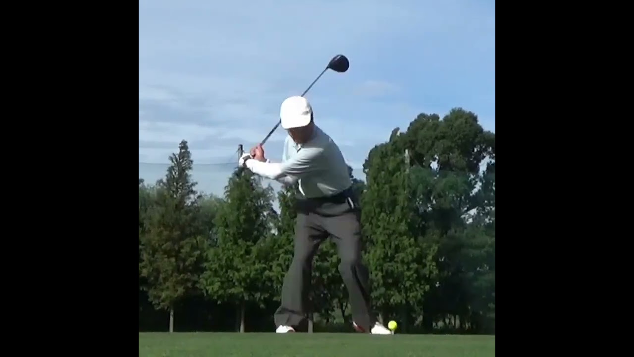 私のスイングは、下半身主導です。特に足を使います。参考にしたのはジャックニクラウスです。