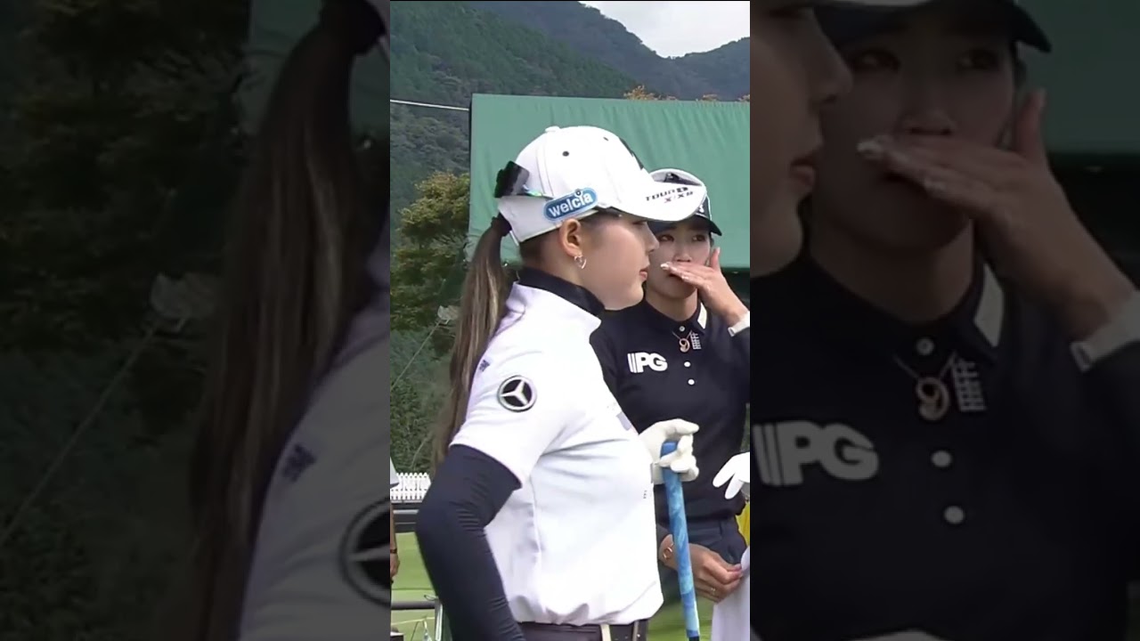 原英莉花＆吉田優利 髪を整える・後ろに振り向く動作が偶然シンクロする｜女子プロゴルファー#shorts