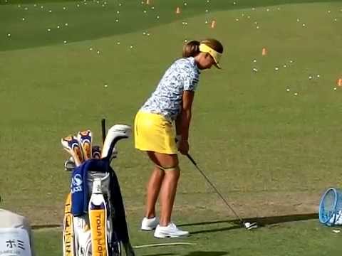 木戸　愛プロ　スイング　アイアン　後方