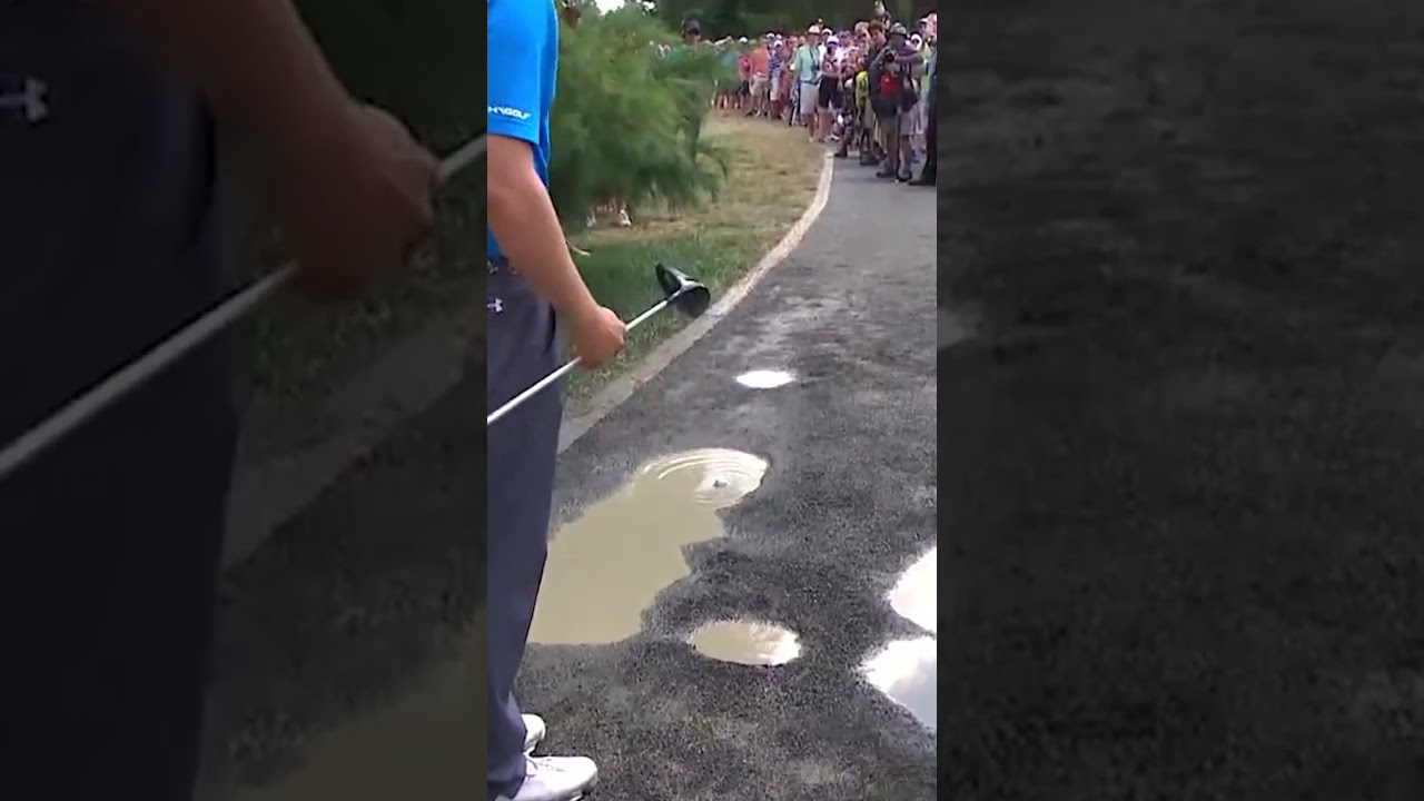 ジョーダン・スピースが水たまりに落ちる！ 😳