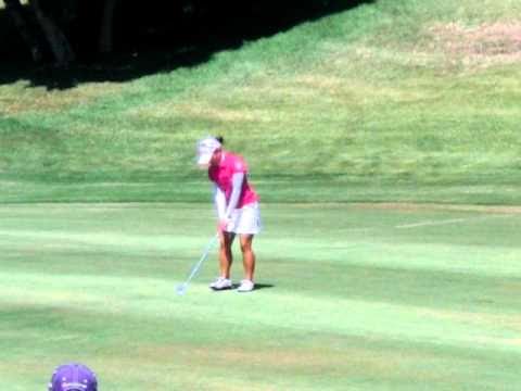 有村智恵　スイング　マンシングウェアレディース