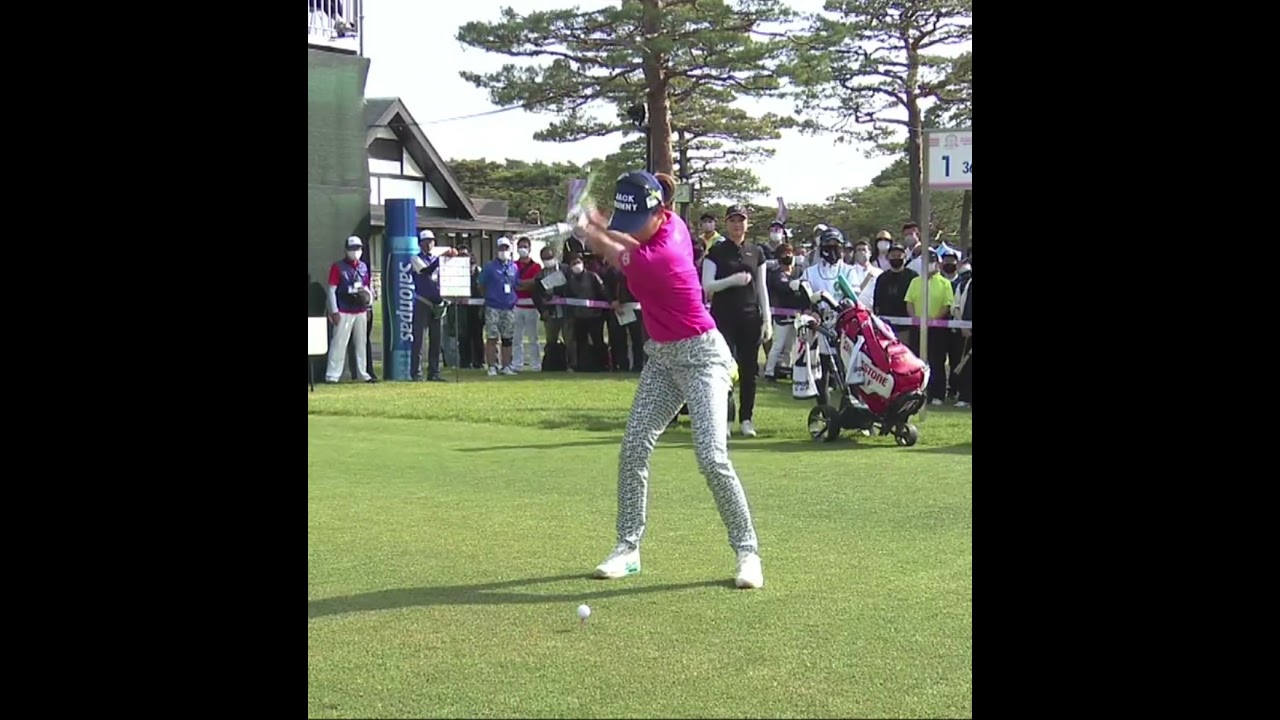 【安定した実力 木戸愛のドライバーショット】ゴルフ　スイング　ゴルフスイング　初心者　スロー　スローモーション　アイアン　ドライバー　女子プロ　MCS　2023.02 #shorts
