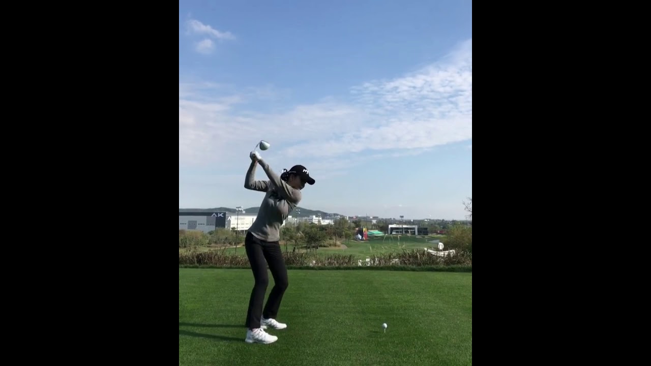 【ドライバースイング】アンシネ　ShinAeAhn　スローモーションあり