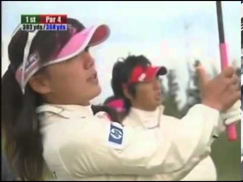 美人女子プロゴルファー有村智恵 アイアンショット