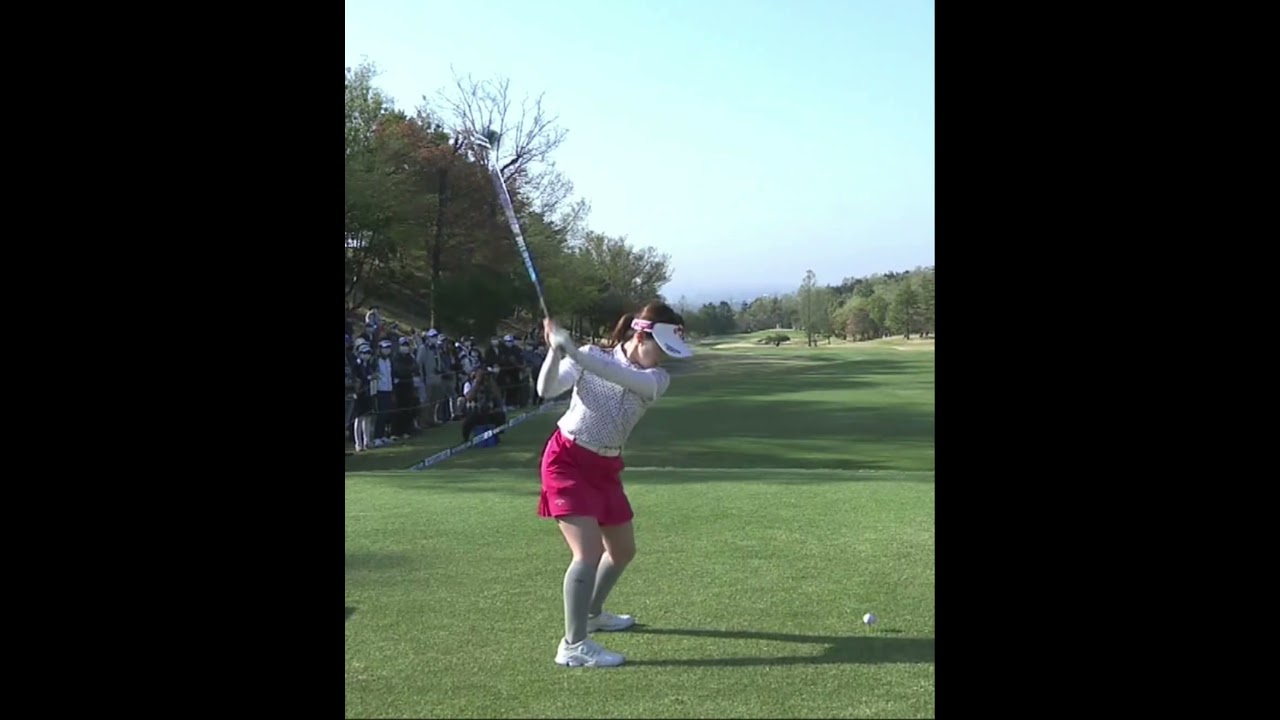 【西村優菜2022年フェアウェイキープ率6位のドライバーショット】ゴルフ　スイング　ゴルフスイング　初心者　スロー　スローモーション　女子プロ　MCS　2023.02 #shorts