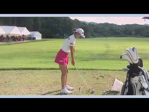 安田祐香　ゴルフ スイング スローモーション