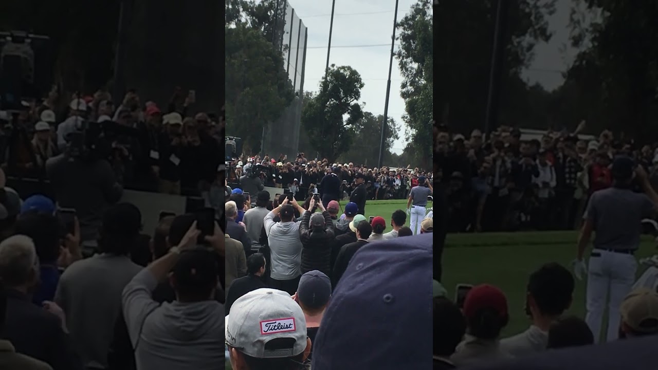 タイガーウッズが予選初日にも関わらず大勢のギャラリーを引き連れてティーショット！