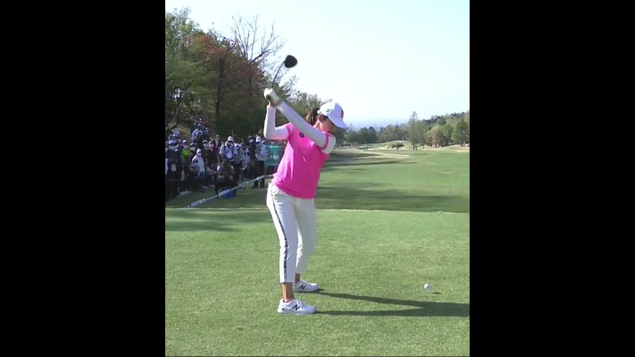【稲見萌寧2021年賞金女王のドライバーショット】ゴルフ　スイング　ゴルフスイング　初心者　スロー　スローモーション　ドライバー　女子プロ　MCS　2023.02 #shorts