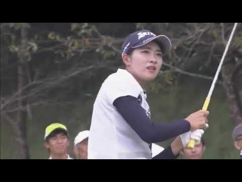 アンダーウェア丸見えもなんのその笑三浦桃香の豪快ショット集！