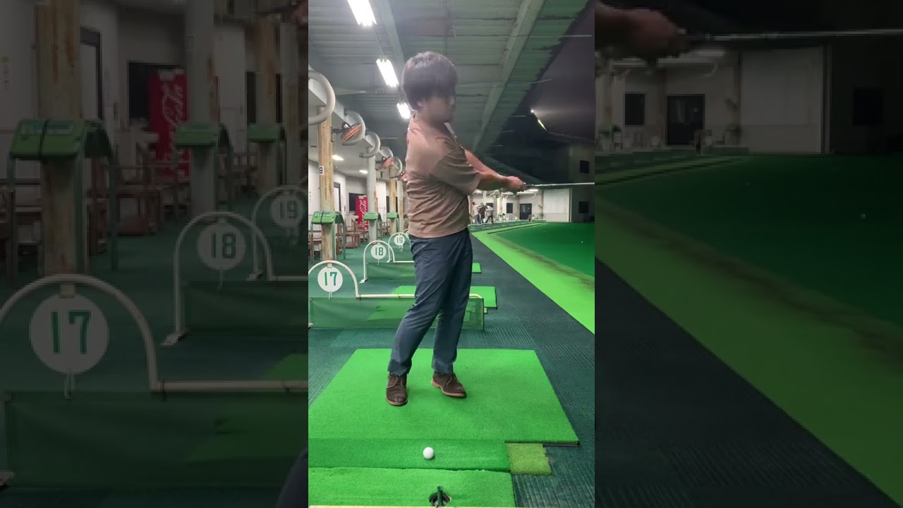 アプローチの打点が安定するフォワードプレスの練習【タイガーウッズを参考に】