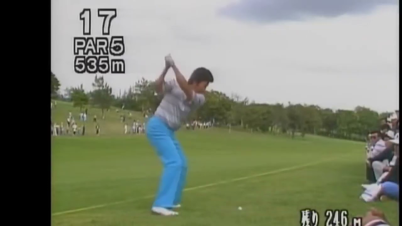 パーシモンにパーマネント時代のジャンボ尾崎プロの豪快ショット‼️