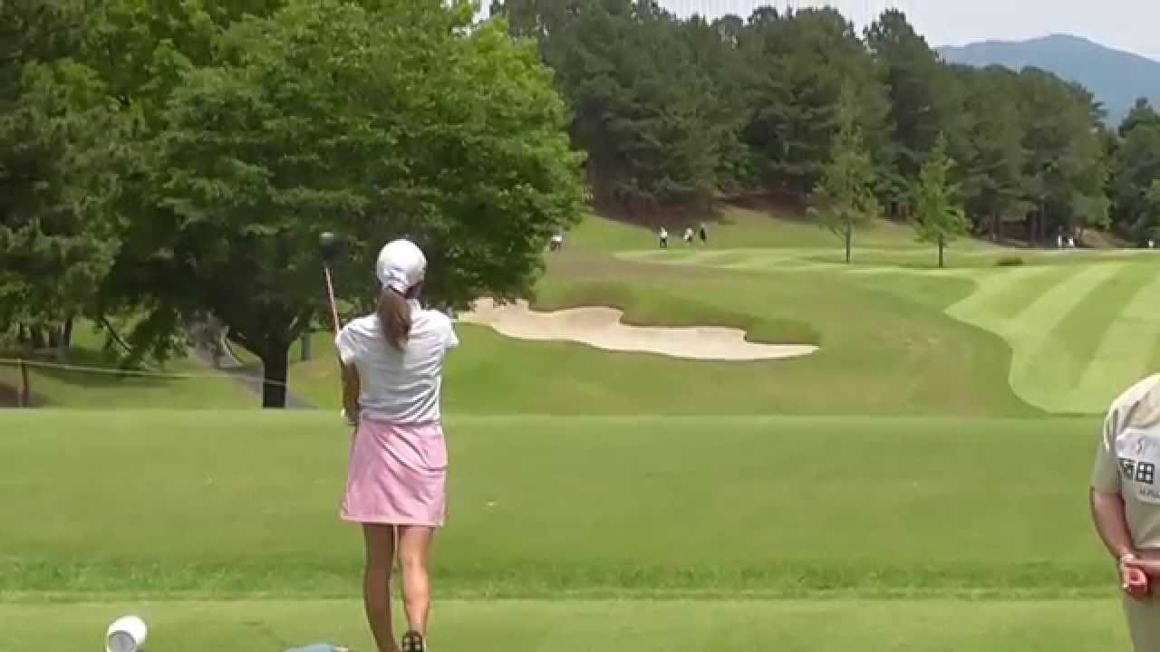 【2015】サントリーレディース　プロアマチャリティ－　岩城 滉一さん　藤田光里選手　四番ホール　ティーショット