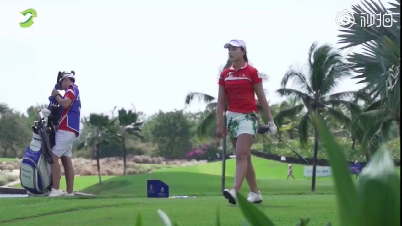 セキユウティン/石昱婷 チャンウェイウェイ/张维维 仲良しの二人がお互いについて語る