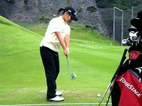 宮里藍後方アイアン