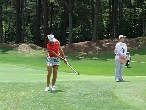 木戸愛プロ　グリーン周り　アプローチショット