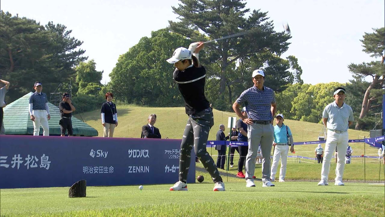 女子ゴルフ「ＲＫＢ×三井松島レディス」大会コースでプロアマトーナメント　福岡