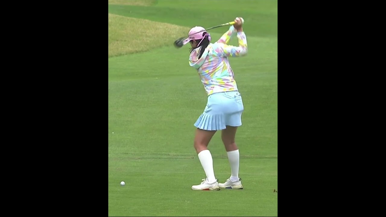 【セキ・ユウティン バックショットのユーティリティー】ゴルフ　スイング　ゴルフスイング　初心者　スロー　スローモーション　ドライバー　女子プロ　MCS　2023.05 #shorts