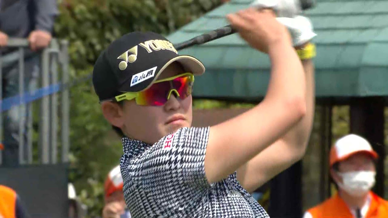 女子ゴルフ「岩井ツインズ」が首位と２位タイ…「ＲＫＢ×三井松島レディス」が開幕