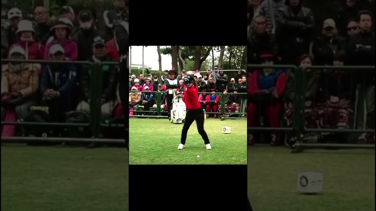 Momoko Ueda 上田 桃子