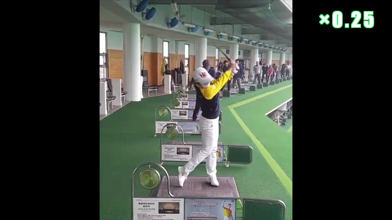 【イ・ボミ】ゴルフスイング　スロー　アイアン　前方　2022夏