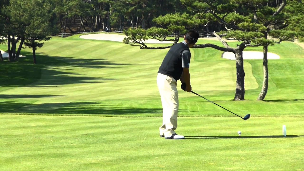 2013年　池田勇太　ダンロップフェニックス　新13番ホールでワンオンに挑戦　ドライバー