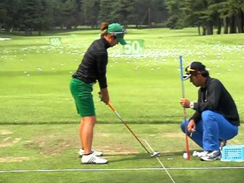 諸見里しのぶ　アイアン　日本女子オープン　指定練習日CIMG0398