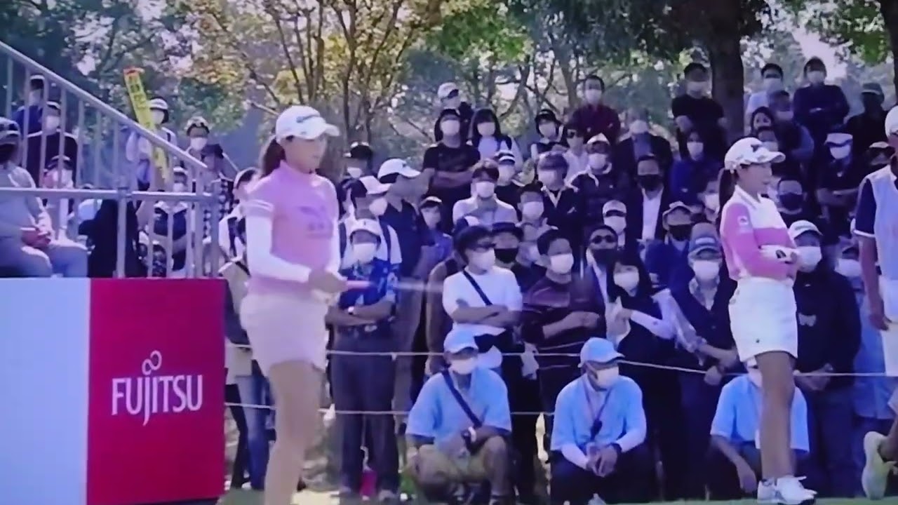 新垣 比奈プロ💕スタート前にリラックス👍菅沼プロ💕とピンクで被ってる☺️