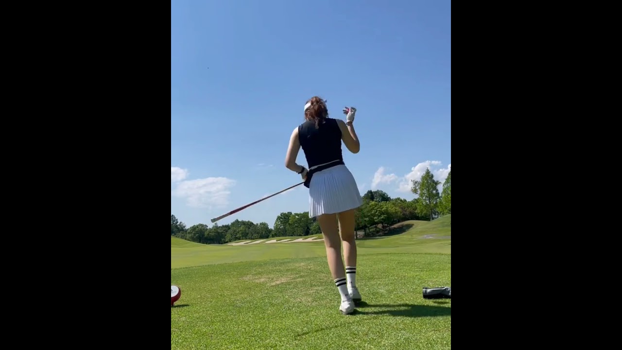 😂😂 ミニスカ最高🥰