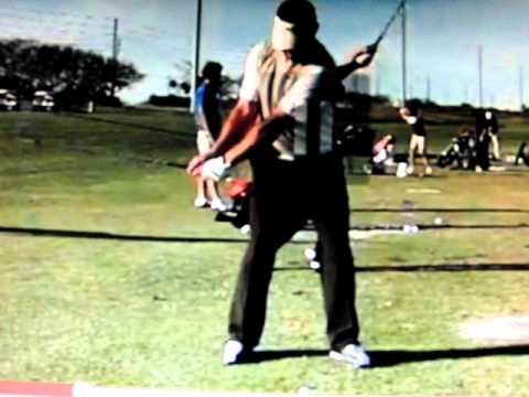 タイガーのコーチ　　スイング解析