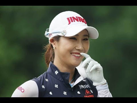 キム・ハヌル、母とモデル挑戦の“そっくり2S”に反響「ママも綺麗」「美人の親子だ」