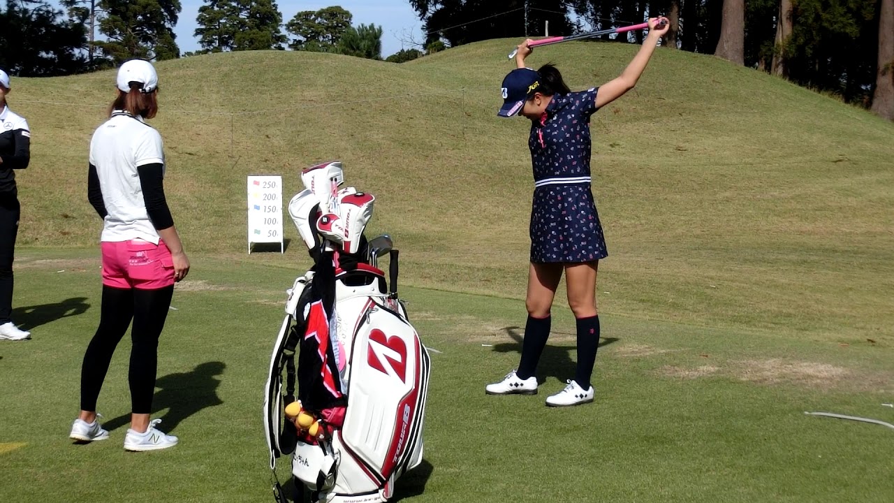 【プロサポートカーブログ】堀琴音特集～朝のストレッチ～