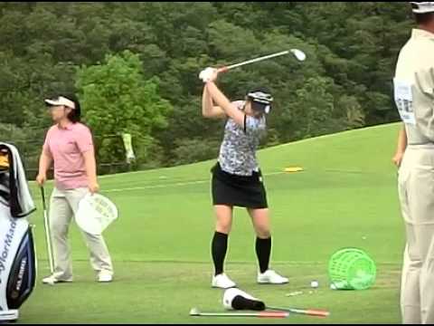 サントリーレディース2014　諸見里しのぶプロ　アイアンショット