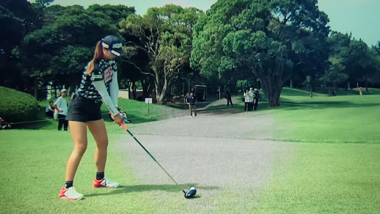 ［金澤志奈］いい部屋ネットレディス  10番ティーショット